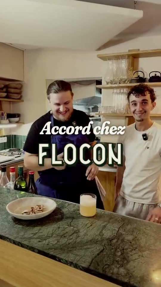 Générique Accord chez Flocon, préparation d'un cocktail en cuisine